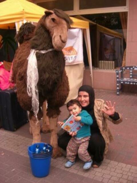 Besuch in Annes Lese- & Erzähloase beim Stadtteilfest Nordend.
