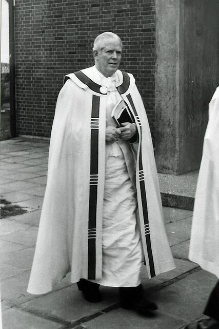 Ernst Kemming wurde nicht als Pfarrer, sondern stets als "Pastor" – Hirt und Seelsorger – angesprochen und als weltoffener Geistlicher geschätzt. (Archiv-Foto von 1974: Helmut Kuzina)
