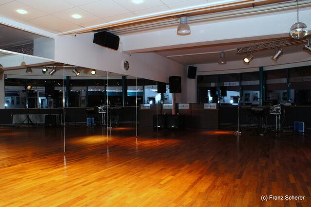 5 Jahre Tanzstudio "dance & more" in Friedberg. Blick ins Tanzstudio