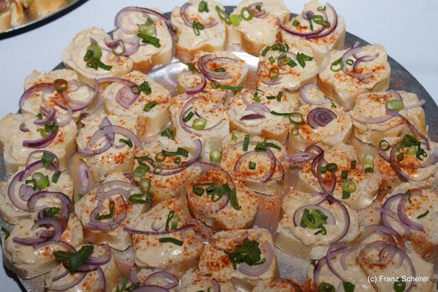 5 Jahre Tanzstudio "dance & more" in Friedberg. Leckere Snacks, serviert vom H+H Eventmanagement