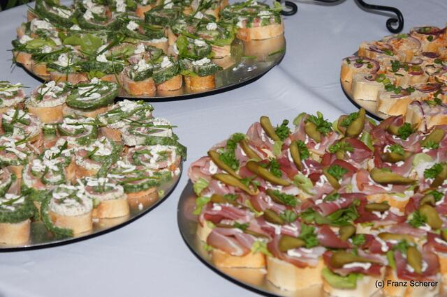 5 Jahre Tanzstudio "dance & more" in Friedberg. Leckere Snacks, serviert von H&H Catering