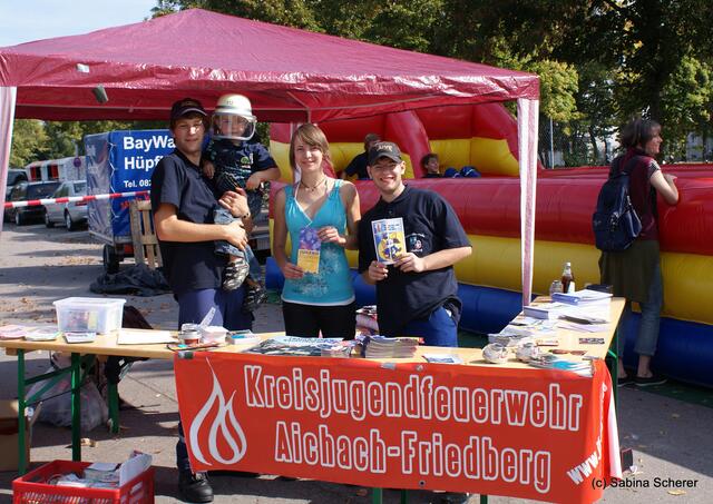 Tag der offenen Tür 2011 bei der Freiwilligen Feuerwehr Friedberg.