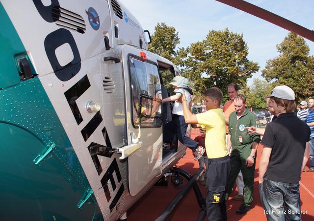 Tag der offenen Tür 2011 bei der Freiwilligen Feuerwehr Friedberg.