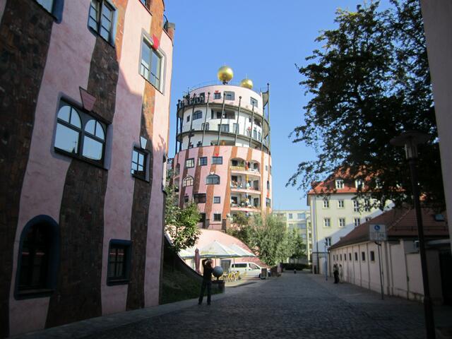 Das Hundertwasserhaus von der Seite