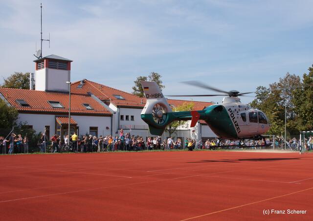 Tag der offenen Tür 2011 bei der Freiwilligen Feuerwehr Friedberg.
