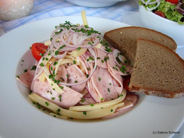 Sommerbilder 2011 - unterwegs in Deutschland. Impressionen vom Schliersee und seiner Umgebung. Schweizer Wurstsalat!