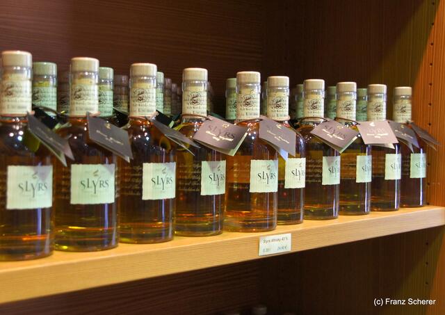 Sommerbilder 2011 - unterwegs in Deutschland. Impressionen vom Schliersee und seiner Umgebung. Impressionen aus der Bavarian Single Malt Whisky-Brennerei SLYRS