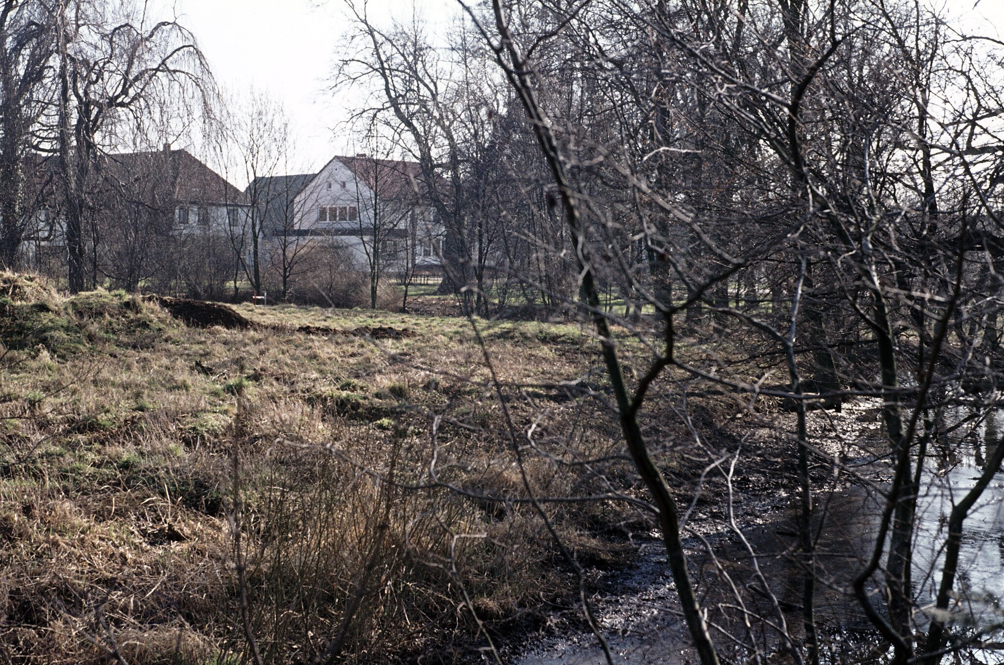 Spaziergänge in der Leineaue Das Wilkenburger Schloss ging im