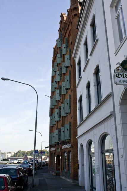 Auktionshaus "Die Eiche" an dr Untertrave. Dieses ehemalige Speicherhaus gehörte einst der wohl berühmtesten Lübecker Familie - den Manns.