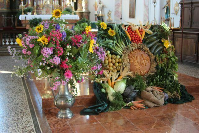 St. Martin, Tussenhausen