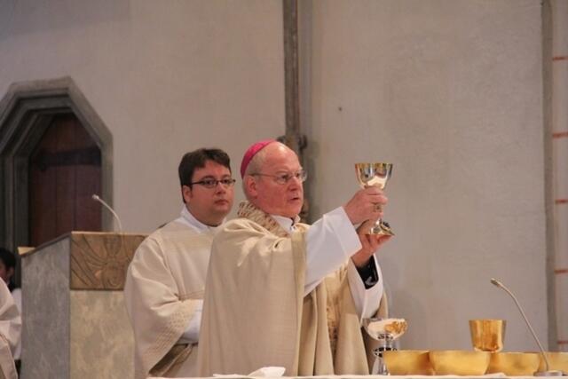Der Dienst des Diakons am Altar | Foto: Bistum Augsburg