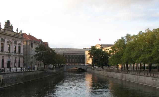 Blick zur Museumsinsel in Berlin