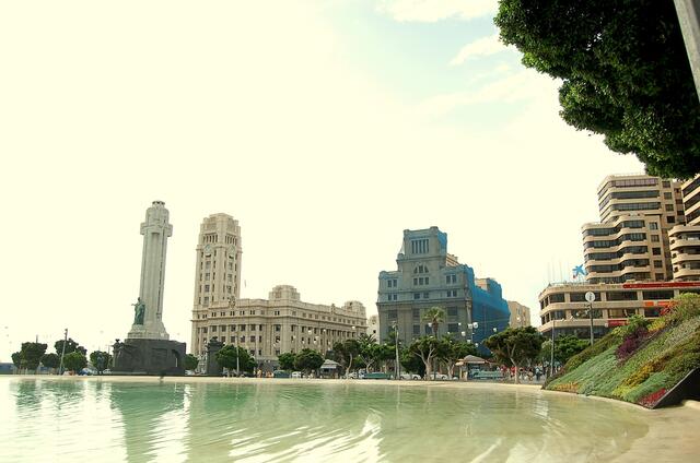 Hauptstadt Santa Cruz, Plaza d'Espana