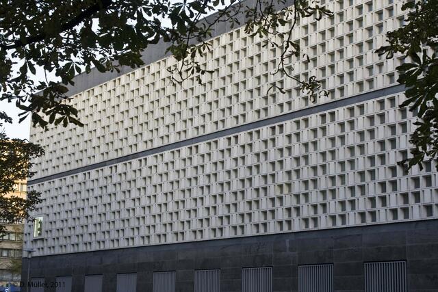 Kestner-Museum - das "Haus der 1000 Fenster".