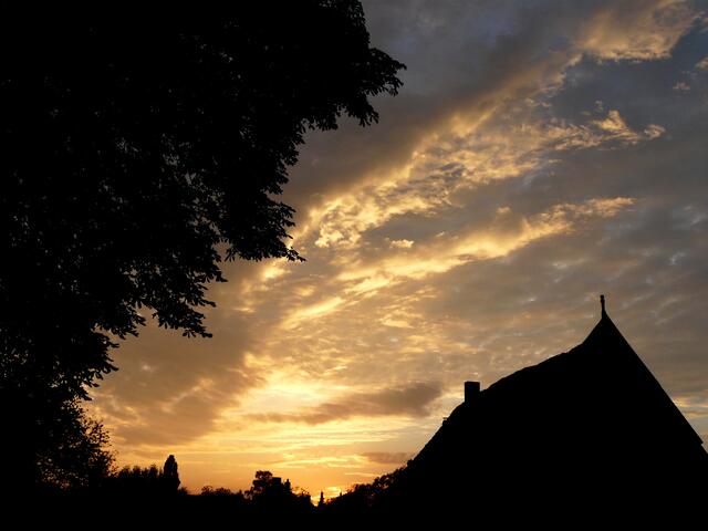 Sonnenuntergang - Dammstraße - Großburgwedel.