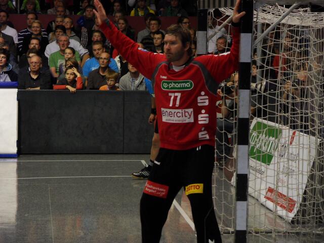 unser Torwart Adam Weiner