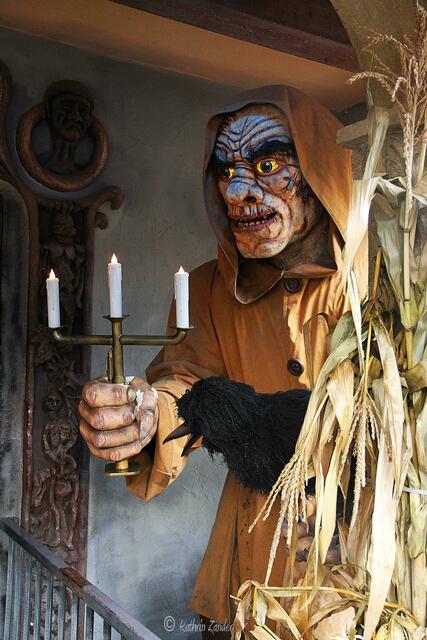 herzlich Willkommen in der Geisterbahn