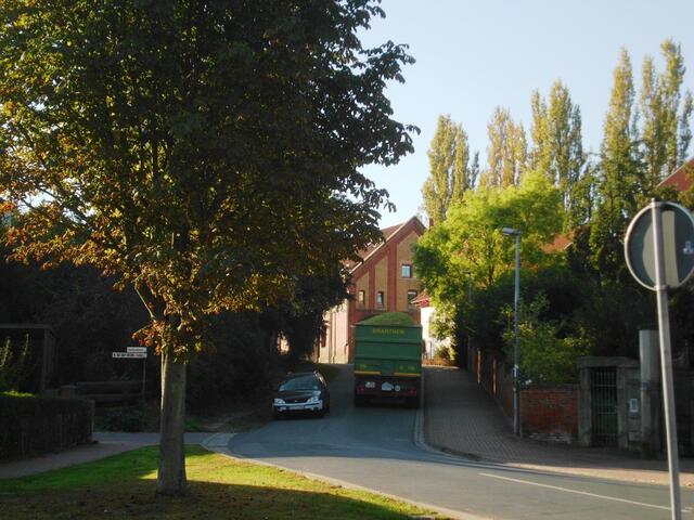 Hoch zum Hof mit dem Fendt Favorit 714 Vario