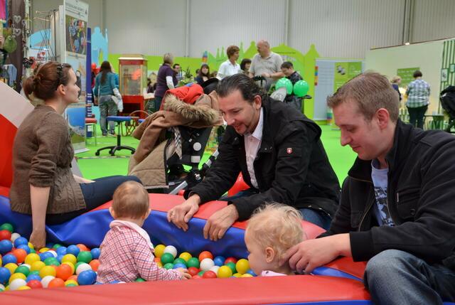 Ein Bällebad mit Papa...