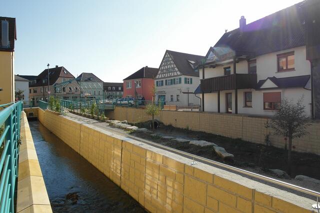Jetzt wurden die aufwändigen Bauarbeiten am Lauterbach beendet.