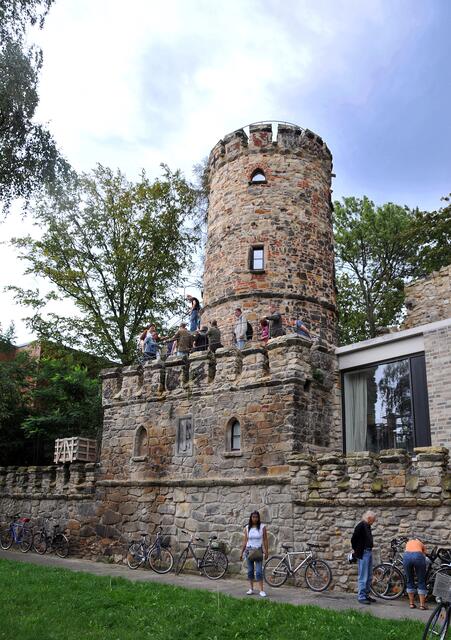 Künstliche Burgruine in der Nordstadt.