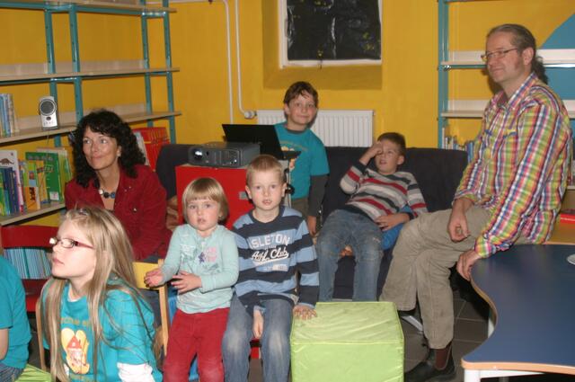 Thema Windenergie auch in der „Villa Kunterbunt" – hier lief ein Film, gezeigt von Windpark-Experte Lars Rotzsche (wdp Kassel).