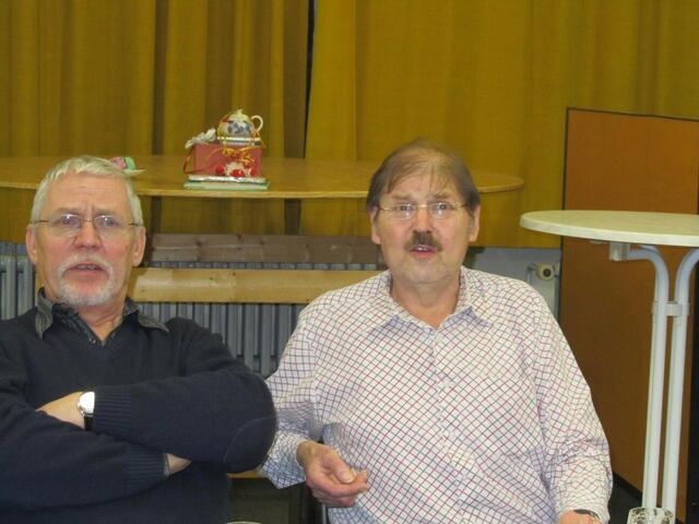 Klaus und Hans Jürgen fragen, was jetzt passiert
