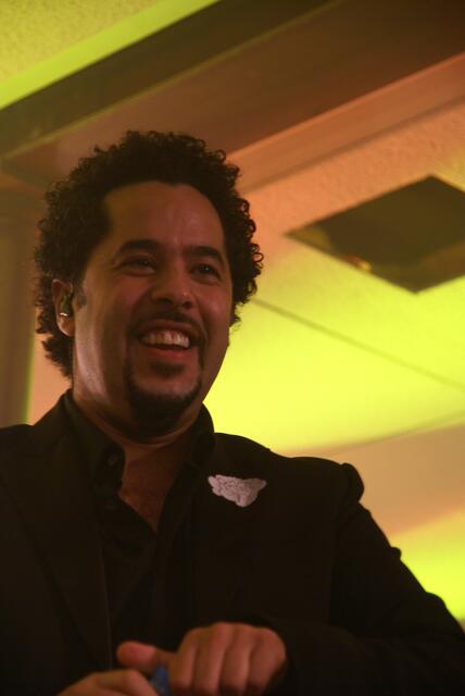 Sänger Adel Tawil von Ich+Ich heizte bei der Mitternachtsshow kräftig ein.