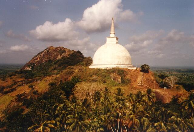 Birma (auch Burma), das heutige Myanmar, ist ein Land der Pagoden.
