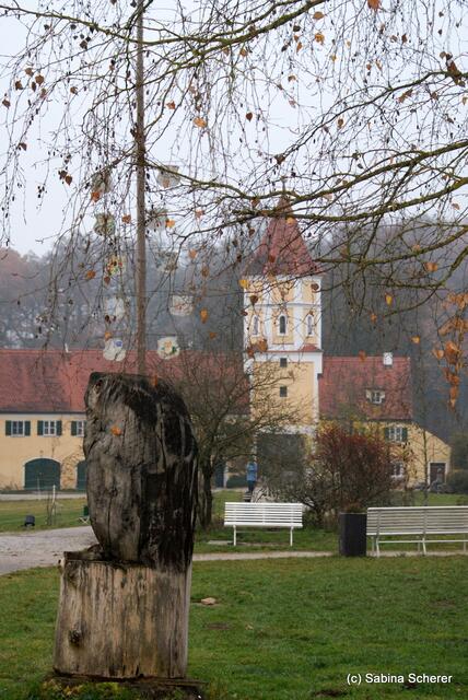 Spätherbst-Impressionen auf Schloss Blumenthal (Bayern) am 13.11.2011