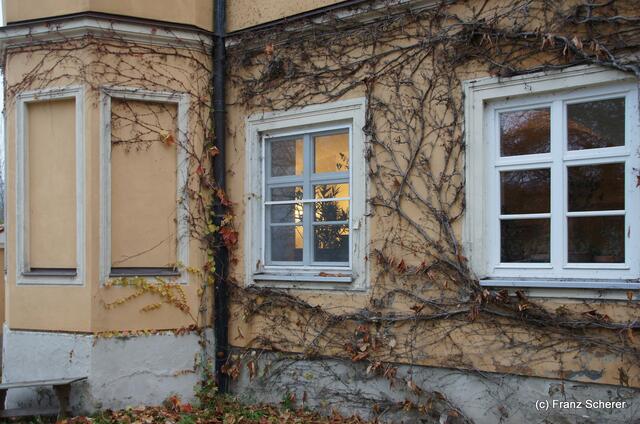 Spätherbst-Impressionen auf Schloss Blumenthal (Bayern) am 13.11.2011