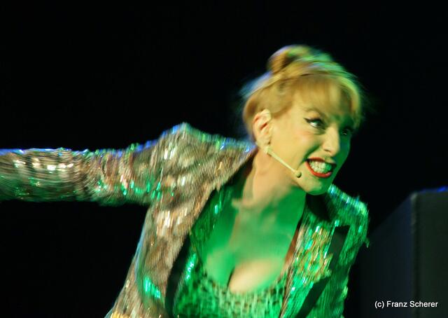 Gönn' Dir ne Auszeit - Sissi Perlinger mit neuem Programm auf Tour