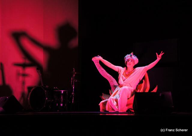 Gönn' Dir ne Auszeit - Sissi Perlinger mit neuem Programm auf Tour