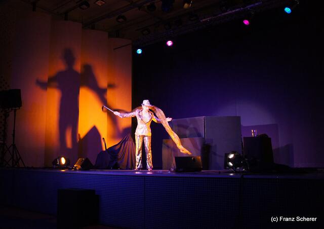 Gönn' Dir ne Auszeit - Sissi Perlinger mit neuem Programm auf Tour