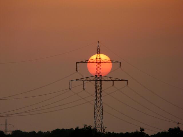 SONNENENERGIE - Am Abend, wenn die Sonne sinkt.