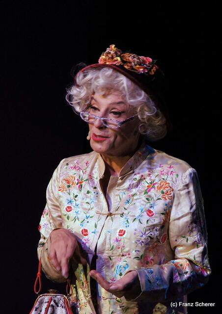 Gönn' Dir ne Auszeit - Sissi Perlinger mit neuem Programm auf Tour