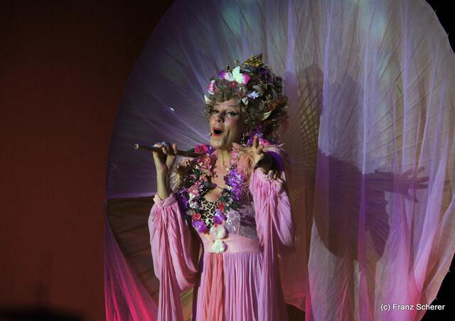 Gönn' Dir ne Auszeit - Sissi Perlinger mit neuem Programm auf Tour: Prinzessin Lillifee gibt sich die Ehre