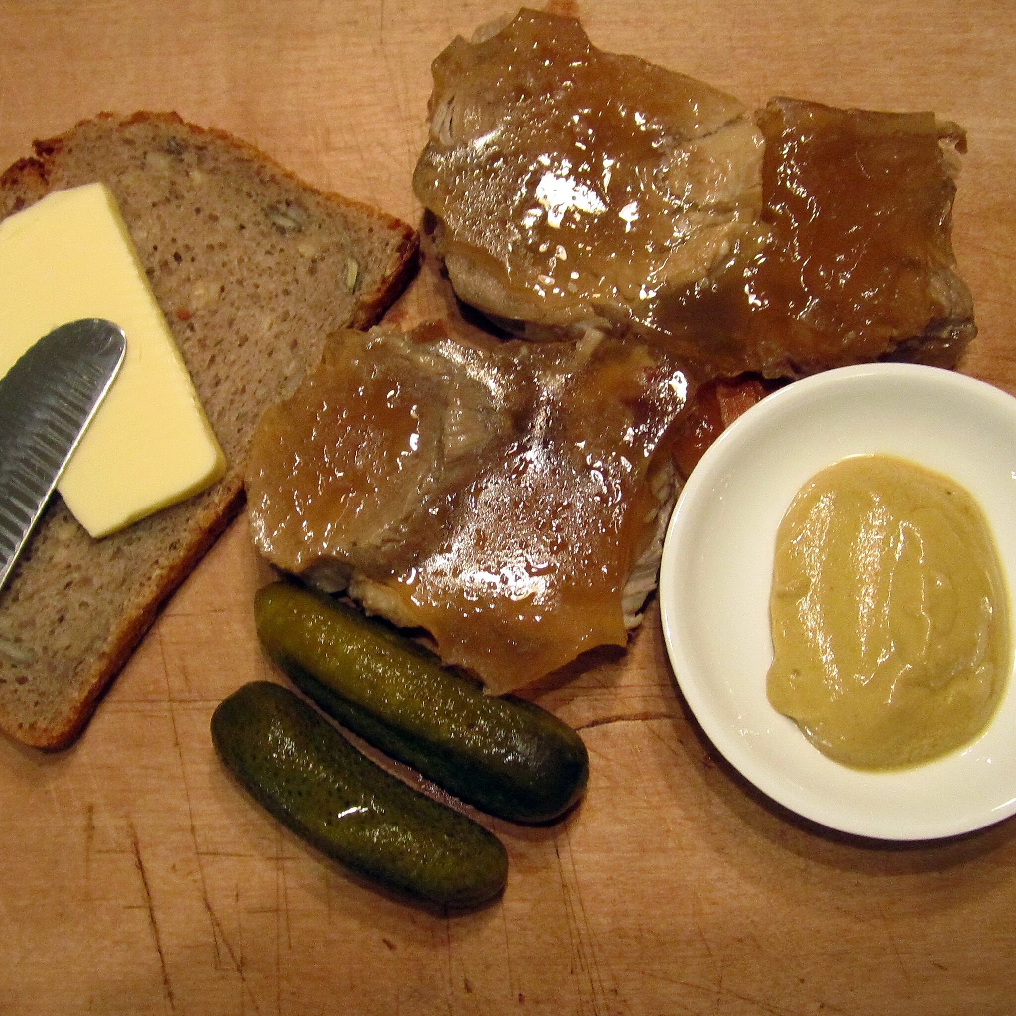 Sauerfleisch – wie wir es lieben - Hannover-Groß-Buchholz Sauerfleisch – wie wir es lieben - Hannover-Groß-Buchholz