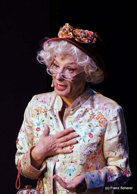 Gönn' Dir ne Auszeit - Sissi Perlinger mit neuem Programm auf Tour