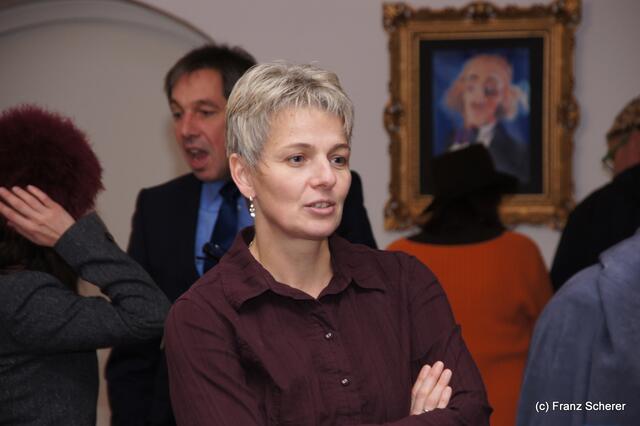 In Hülle mit Fülle. Alraunes Fest der weichen Kunst.