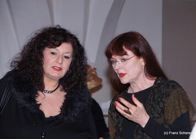 In Hülle mit Fülle. Alraunes Fest der weichen Kunst. myheimat-Reporterin Sabina Scherer im Gespäch mit der Künstlerin Alraune Siebert