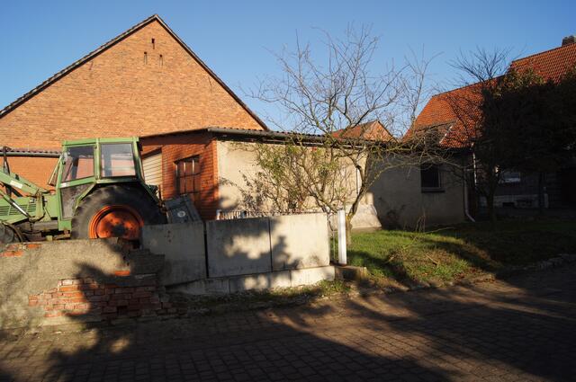 Lotto und Totoannahmestelle. Nicht diese jetzige Garage.Das ursprüngliche Gebäude steht nicht mehr