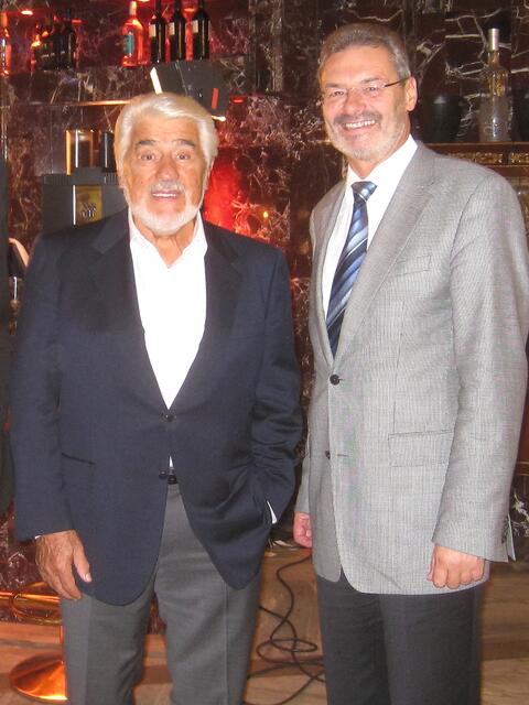 Bürgermeister Manfred Wolf und Mario Adorf