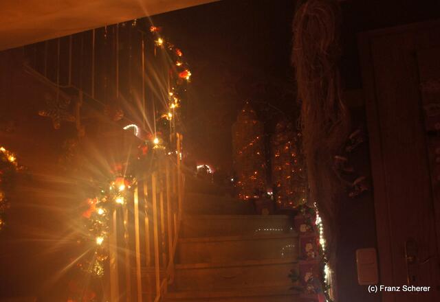 Es weihnachtet! Bei Schwendners in Kissing strahlen die Lichter - Weihnachten ist überall, auch drinnen im gemütlichen Haus