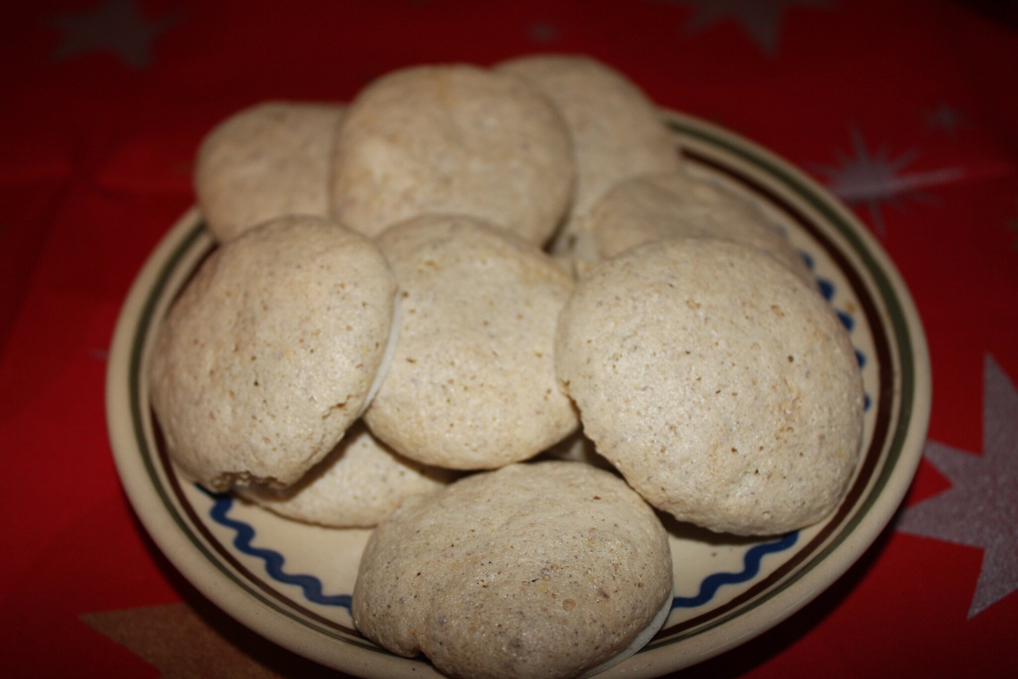 Nussbusserln ( Nussmakronen) : Ruck-Zuck Plätzchen - Marburg