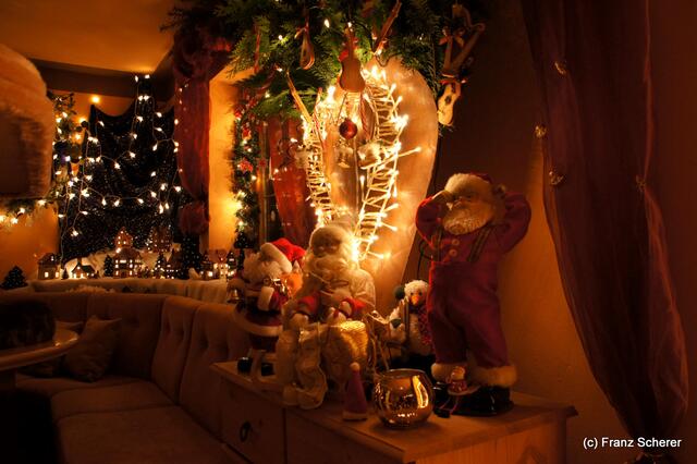 Es weihnachtet! Bei Schwendners in Kissing strahlen die Lichter - auch drinnen in der warmen Stube