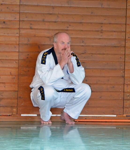 Referent Norbert Bernhardt aus Oberelsungen