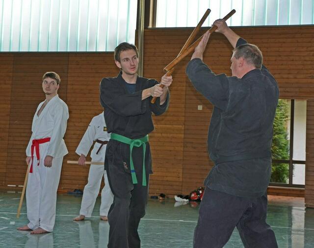 Markus (r) mit Thomas, Stockkampf