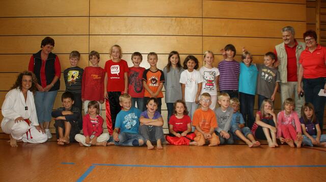 Gruppenfoto (Ferienprogramm in der Grundschule Meitingen)