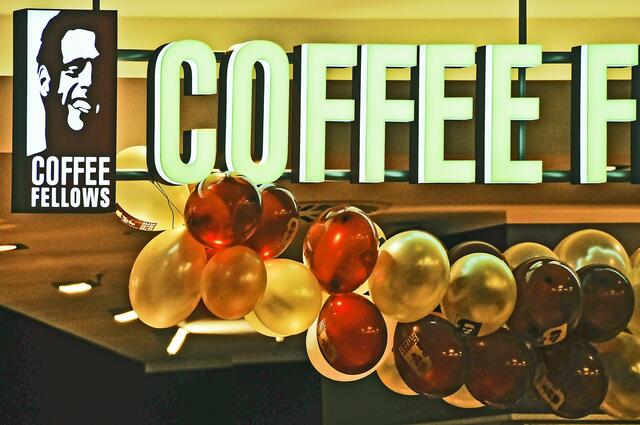 einen Kaffee trinken?